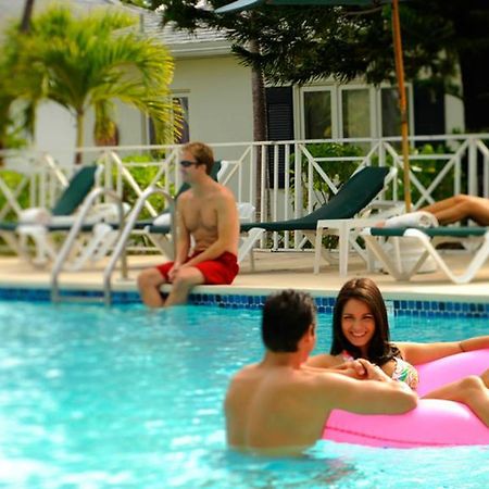 Bay View Suites Paradise Island Нассау Экстерьер фото