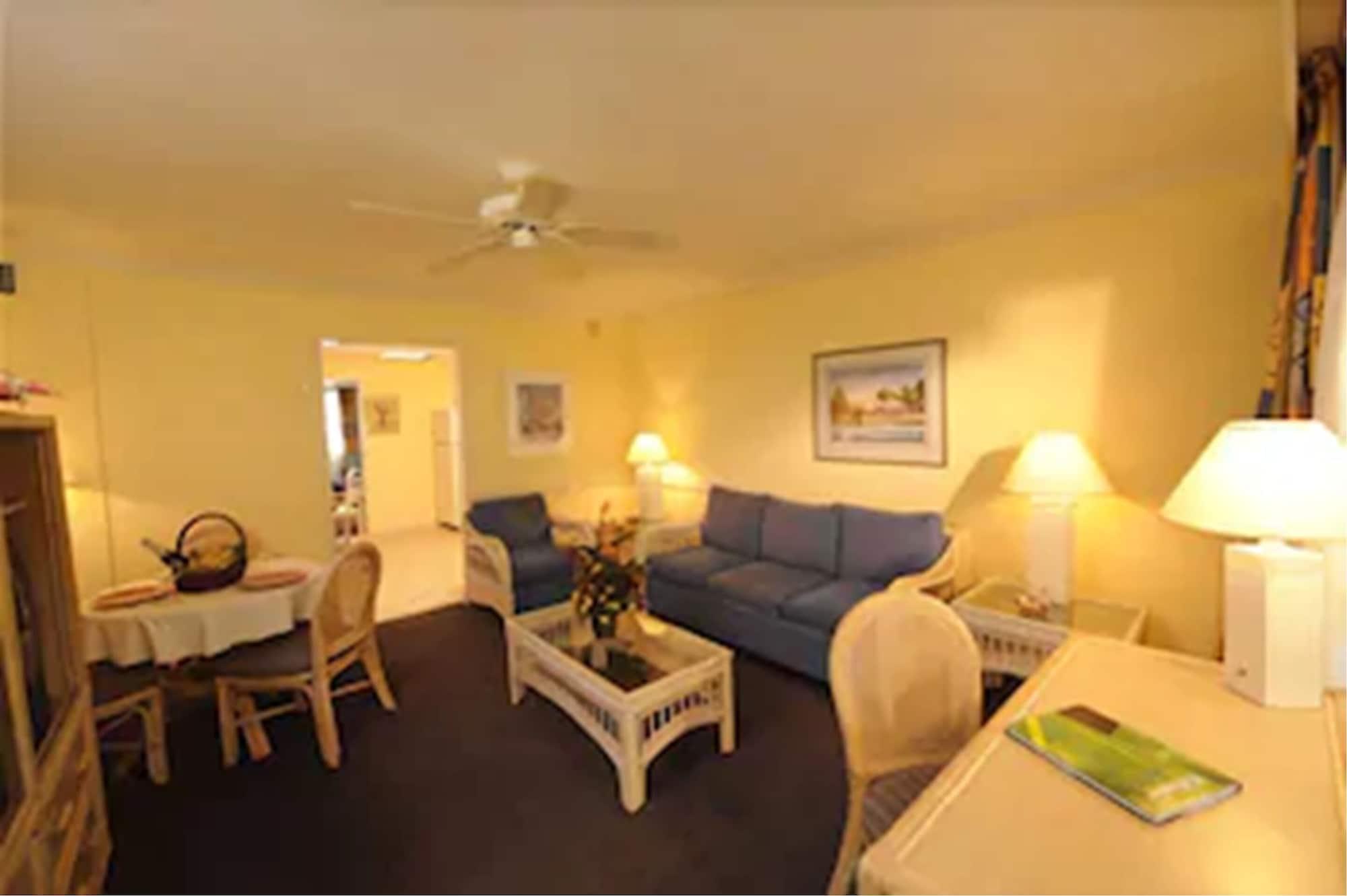 Bay View Suites Paradise Island Нассау Экстерьер фото