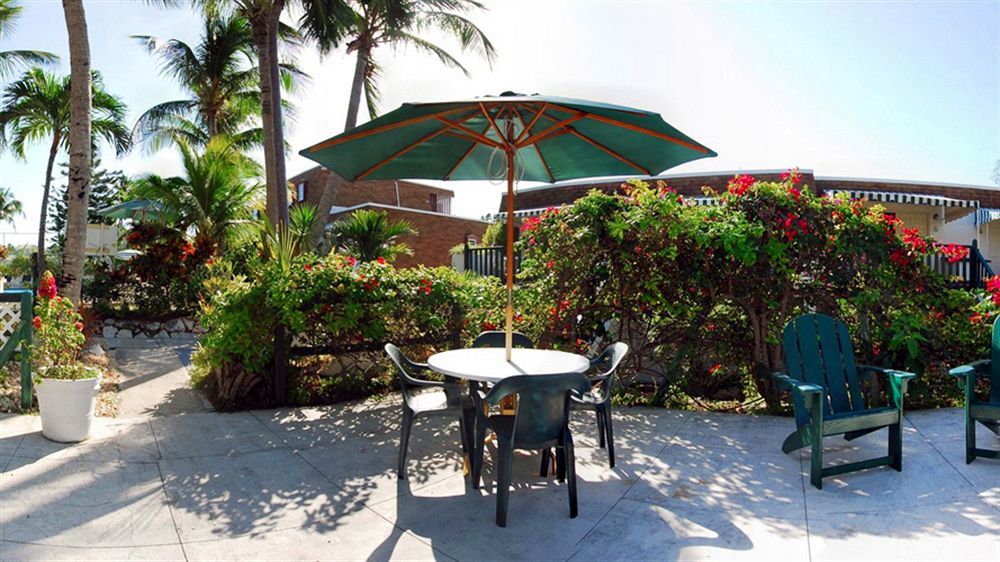Bay View Suites Paradise Island Нассау Экстерьер фото