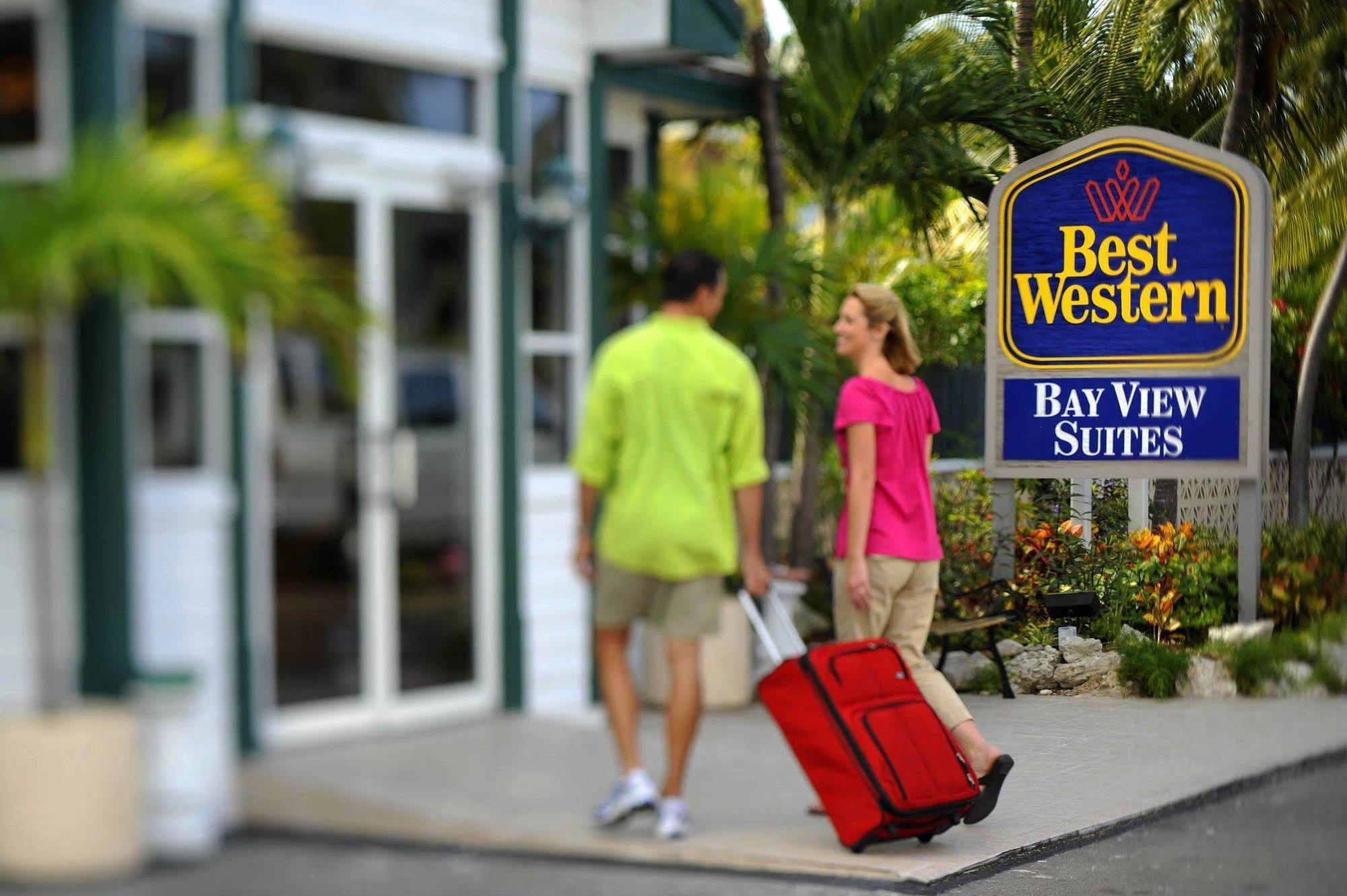 Bay View Suites Paradise Island Нассау Экстерьер фото