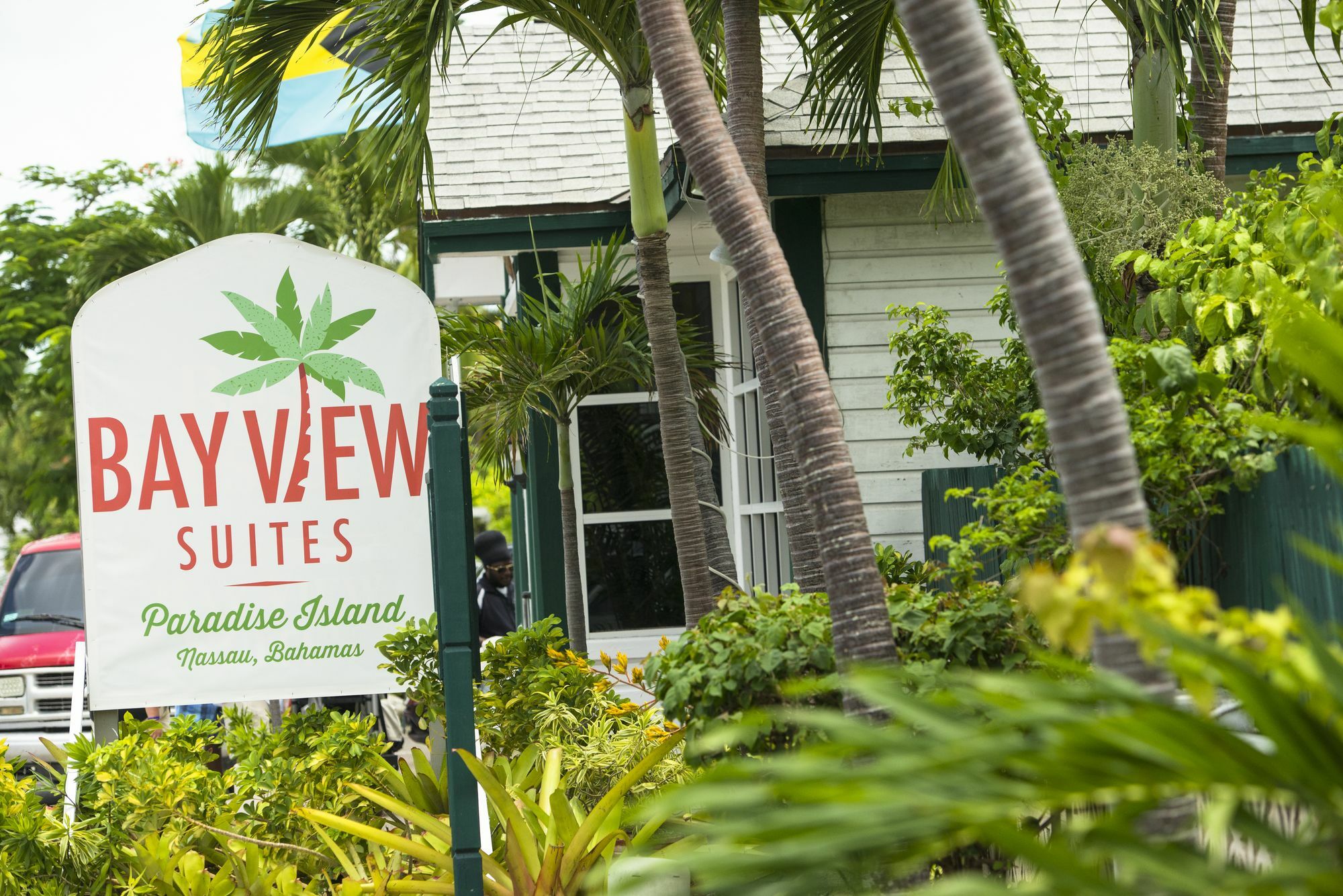 Bay View Suites Paradise Island Нассау Экстерьер фото