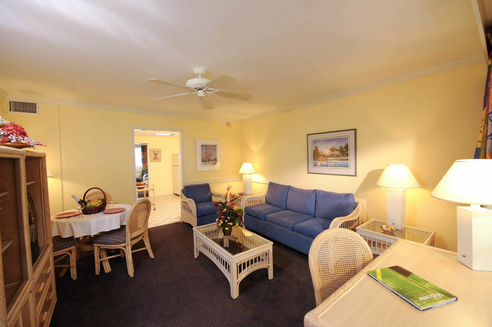 Bay View Suites Paradise Island Нассау Экстерьер фото